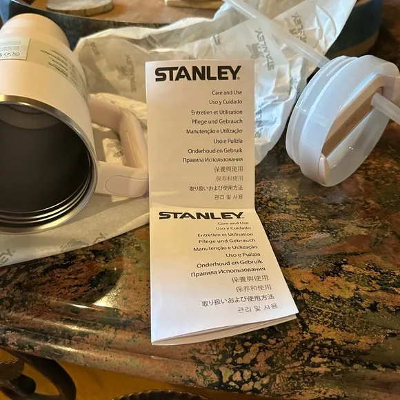 STANLEY THE FLOWSTATE QUENCHER H2.0 TUMBLER 40OZ in Rose Quartz NEW - Picture 15 of 16